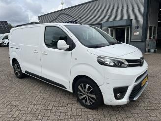 skadebil bedrijf Toyota Proace 2.0 D-4D 90KW  AIRCO KLIMA NAVI EURO6 2020/3