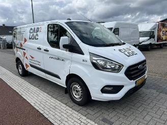 krockskadad bil bedrijf Ford Transit Custom 2.0 TDCI 96KW L2H1 LANG AIRCO KLIMA EURO6 2023/1