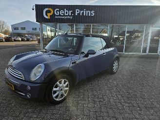 krockskadad bil auto Mini One 1.6 16V One Cabrio  Benzine 1.598cc 66kW (90pk) FWD 2006/5