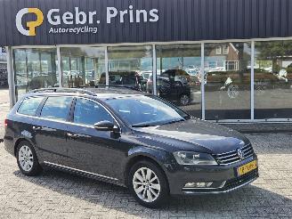 Coche accidentado Volkswagen Passat 1.4 TSI 16V Combi/o  Benzine 1.390cc 90kW (122pk) FWD 2012/2