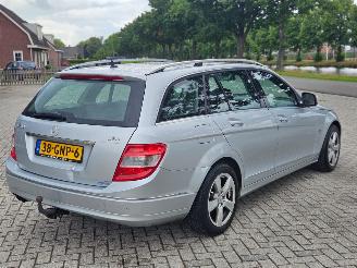 Mercedes C-klasse 2.2 C-200 CDI 16V . Combi/o  Diesel 2.148cc 100kW (136pk) RWD picture 3