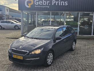 Damaged car Peugeot 308 1.6 BlueHDi 120 Combi/o 4Dr Diesel 1.560cc 88kW (120pk) FWD 2014/6