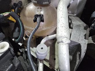 Peugeot 308 1.2 12V e-THP PureTech 130 Hatchback 4Dr Benzine 1.199cc 96kW (131pk) FWD picture 16