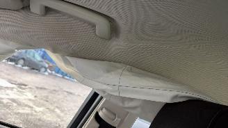 Ford Focus 1.0 Ti-VCT EcoBoost 12V 100 Hatchback  Benzine 998cc 74kW (101pk) FWD picture 9