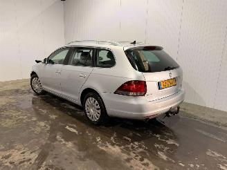 damaged passenger cars Volkswagen Golf 1.6 TDI 16V 105 Combi/o  Diesel 1.596cc 77kW (105pk) FWD 2013/4