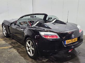 uszkodzony samochody osobowe Opel GT 2.0 16V Turbo Cabrio  Benzine 1.998cc 194kW (264pk) RWD 2008/1