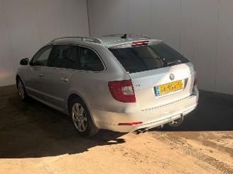 Unfallwagen Skoda Superb 1.8 TSI 16V Combi/o  Benzine 1.798cc 118kW (160pk) FWD 2011/7