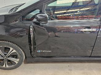 Nissan Leaf 39/40kWh Hatchback  Elektrisch  110kW (150pk) FWD picture 14