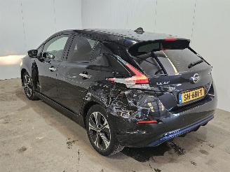 Nissan Leaf 39/40kWh Hatchback  Elektrisch  110kW (150pk) FWD picture 8