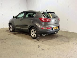 damaged passenger cars Kia Sportage 2.0 X-exutive Plus Pack 2011/2