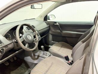 Volkswagen Polo 1.4-16V Optive picture 9