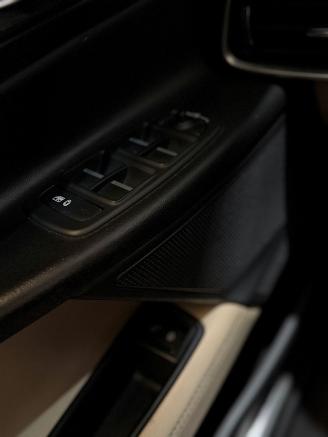 Jaguar XE 2.0 D Corporate Edition R-Sport picture 15