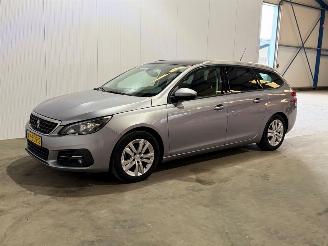 Peugeot 308 1.2 Puretech Blue Lease Executive picture 7