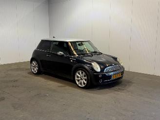 skadebil auto Mini Mini 1.6 COOPER Park lane 2006/9