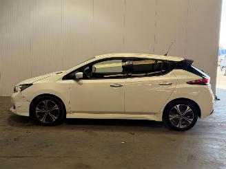 Nissan Leaf N-Connecta 40 kWh picture 2