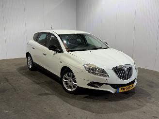 škoda osobní automobily Lancia Delta 1.4-16V Oro 2010/8