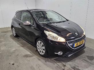 Peugeot 208 1.4 16V Hatchback  Benzine 1.397cc 70kW (95pk) FWD picture 8