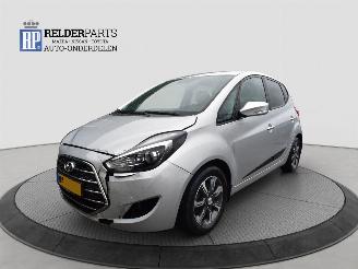 krockskadad bil auto Hyundai Ix20 1.4 16V 2017/1
