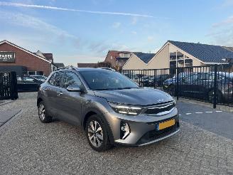 Voiture accidenté Kia Stonic 1.0 T-GDi MHEV DynamicPlusLine 2025/2