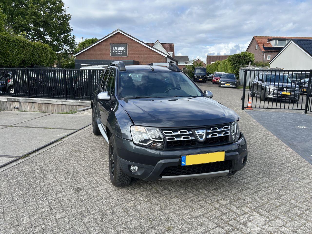 Dacia Duster 1.2 TCe 4x2 Prestige  90.880 KM !!