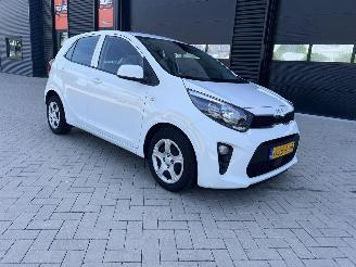 Schadeauto Kia Picanto 1.0 DPi ComfortLine | 10.300 km!! 2024/6