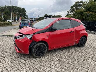 damaged passenger cars Toyota Aygo 1.0 VVT-i x 112.286 KM !! 2017/5