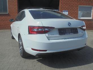 Skoda Superb 2.0 TDI Ambition Business, Panorama, Navi, DAB+, Climate & Cruise picture 6
