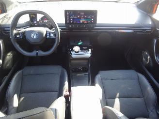 MG MG4 Luxury 150kw Elektro 68kw/h, Airco, Navi, Leer picture 10