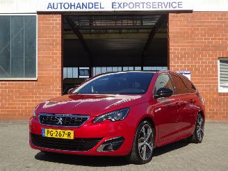 damaged passenger cars Peugeot 308 SW 2.0 BlueHDI GT-line, Panorama, Leer, Climate & Cruise 2017/7
