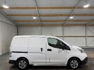 dañado vehículos comerciales Nissan E-NV200 80kW 24kWh Navigatie Stoel/Stuurverwarming 2014/11