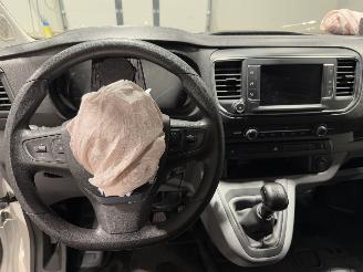 Opel Vivaro 2.0CDTI 90kW L2H1 DC Navi Edition picture 30