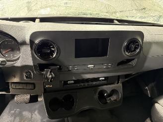 Mercedes Sprinter 2.2 CDI 120kW Automaat 473 Dubbellucht picture 36