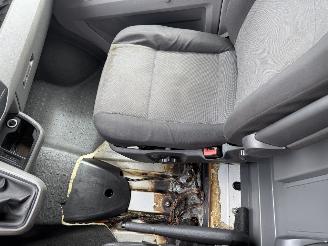Volkswagen Transporter 2.0TDI 81kW Airco L2H1  Business picture 15