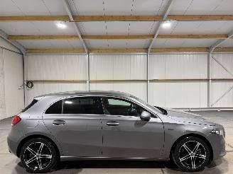 krockskadad bil auto Mercedes A-klasse 250e 118kW Automaat Premium 2020/6