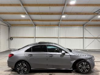 krockskadad bil auto Mercedes A-klasse 180 100kW Automaat Panoramadak Star Edition 2025/2