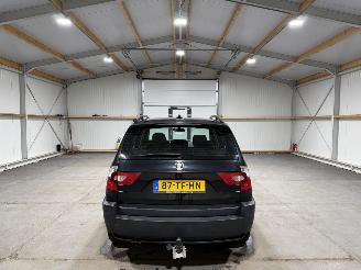BMW X3 2.0i 110kW X-Drive Business Line picture 7