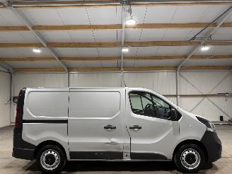 krockskadad bil bedrijf Opel Vivaro 1.6CDTi 92kW Edition Camera Airco 2019/10