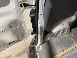Peugeot Expert 1.5BlueHDI 75kW 100s&s L2 picture 25