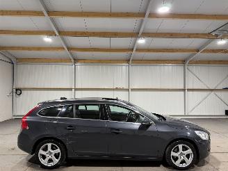 škoda osobní automobily Volvo V-60 2.4D5 151kW Automaat Summum 2011/2