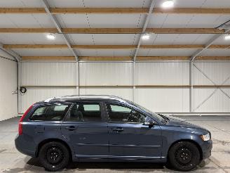 damaged passenger cars Volvo V-50 1.6D2 84kW S/S Business Pro Edition 2011/6