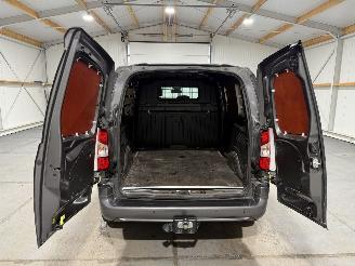 Peugeot e-Partner 50kWh 100kW Automaat picture 37