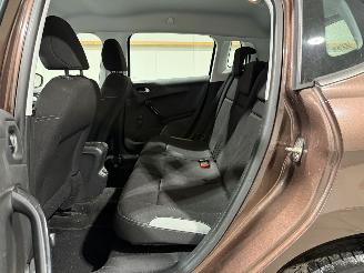 Peugeot 2008 1.2VTi 60kW Active Airco picture 18