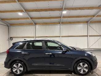damaged passenger cars Kia Niro 1.6GDI 77kW Hybrid DynamicLine 2018/6