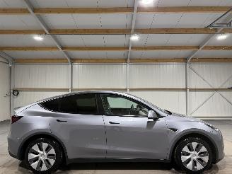Schadeauto Tesla Model Y 58kWh 175kW RWD Panoramadak 2023/12