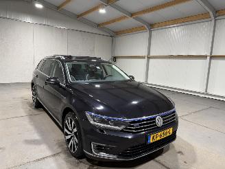 Volkswagen Passat GTE 1.4TSI 115kW HighLine Leder Panoramadak picture 3