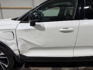 Volvo XC40 T5 1.5 132kW Automaat Pano Twin Engine R-Design picture 15