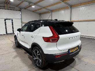 Volvo XC40 T5 1.5 132kW Automaat Pano Twin Engine R-Design picture 12