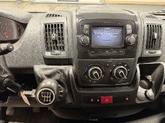 Peugeot Boxer 330 2.2BlueHDI 103kW L2H2 Premium picture 18