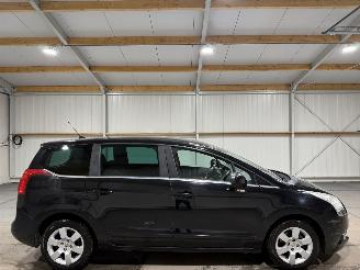 Schadeauto Peugeot 5008 1.6VTi 88kW Blue Lease 2011/6