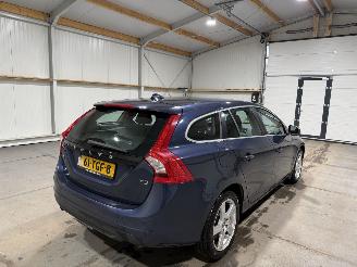 Volvo V-60 1.6 T3 110kW Airco Momentum picture 6